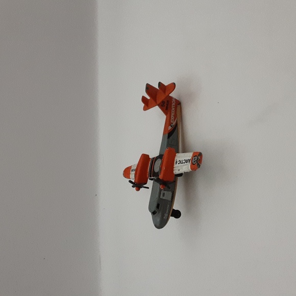 Matchbox Artic Expedition Sky Busters Snowlander Die Cast Plane 1:24 - Picture 3 of 6